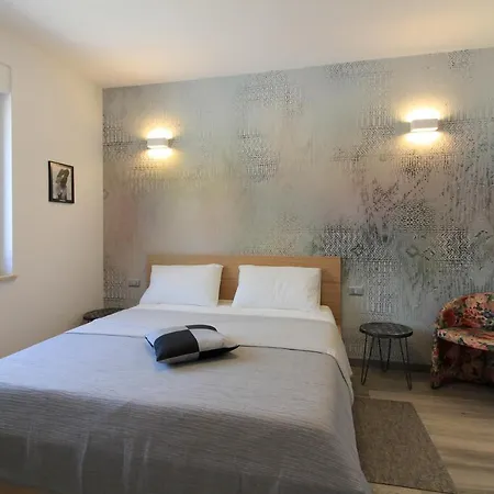 Vila New Modern Riz With Private Pool Near The Town Center And By Wiibuk Pula