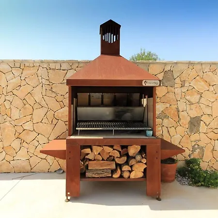 New Modern Riz With Private Pool Near The Town Center And By Wiibuk فيلة بولا
