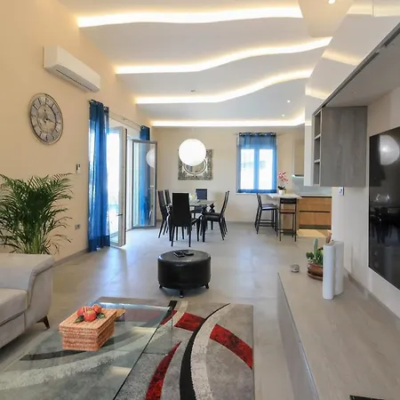 New Modern Riz With Private Pool Near The Town Center And By Wiibuk فيلة *